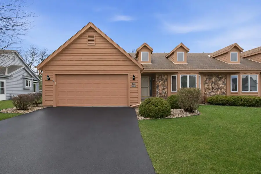 W180N9879 Riversbend Cir W, Germantown, WI 53022 - #2