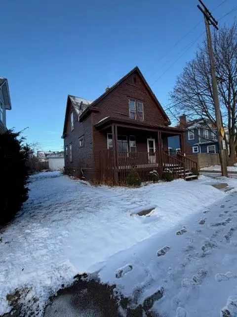 1374 Deane Blvd, Racine, WI 53405 - #2