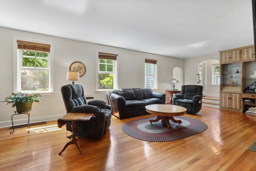 1133 Racine St, Delavan, WI 53115 - #2