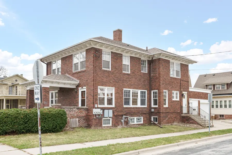 400 S 4th St, Watertown, WI 53094 - #2