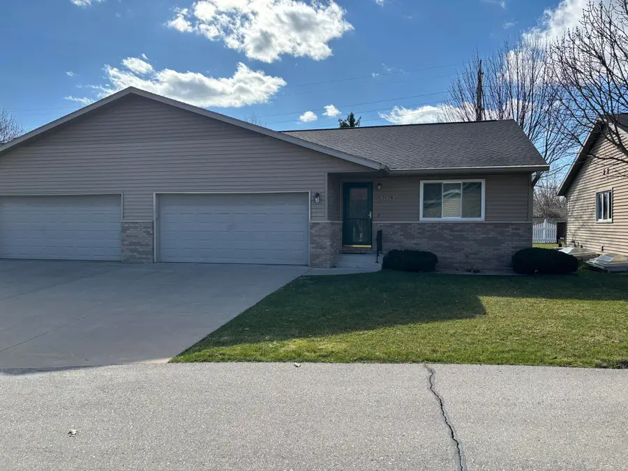 3138 Linden Dr, La Crosse, WI 54601 - #2