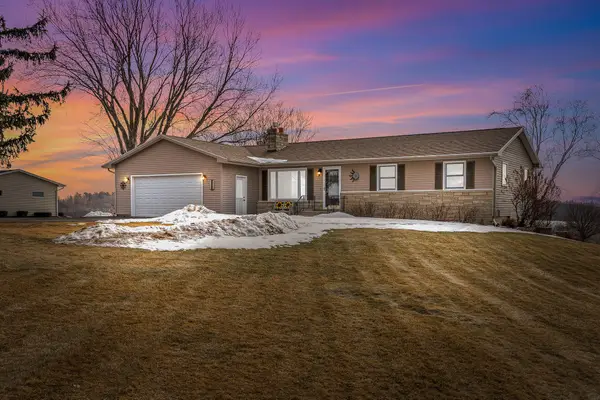 W3849 Us Highway 14/61, Greenfield, WI 54623