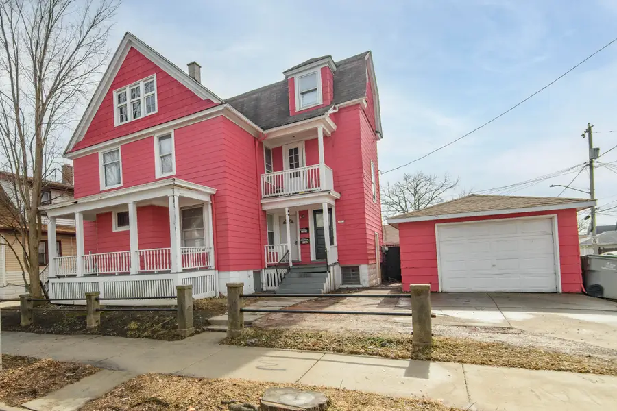 3109 W Lapham St, Milwaukee, WI 53215 - #2