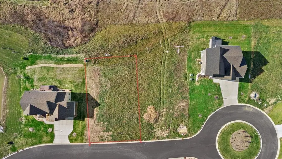 W194N5457 Broadwing Cir, Menomonee Falls, WI 53051 - #3