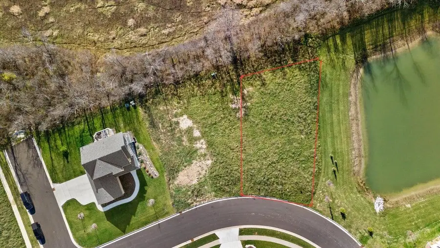 N54W19469 Broadwing Pl, Menomonee Falls, WI 53051 - #2