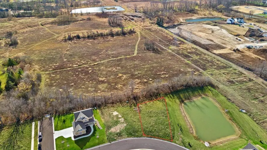 N54W19469 Broadwing Pl, Menomonee Falls, WI 53051 - #3