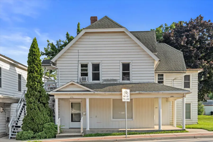 229 W Main St, Waterford, WI 53185 - #2