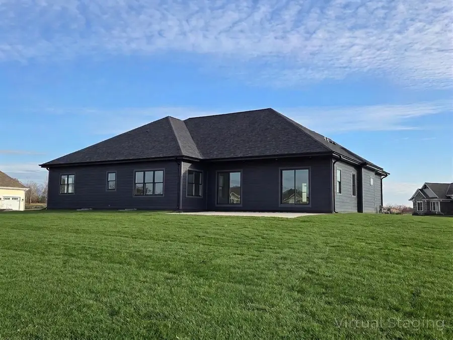 S64W22860 Garrett Dr, Vernon, WI 53189 - #2