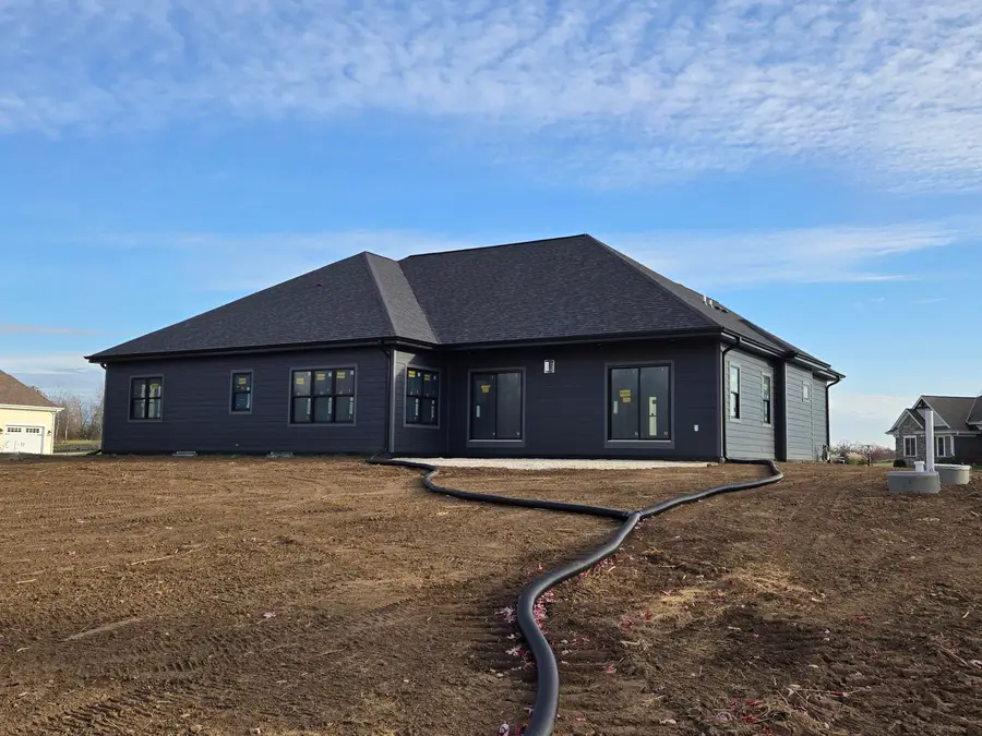 S64W22860 Garrett Dr, Vernon, WI 53189 - #3