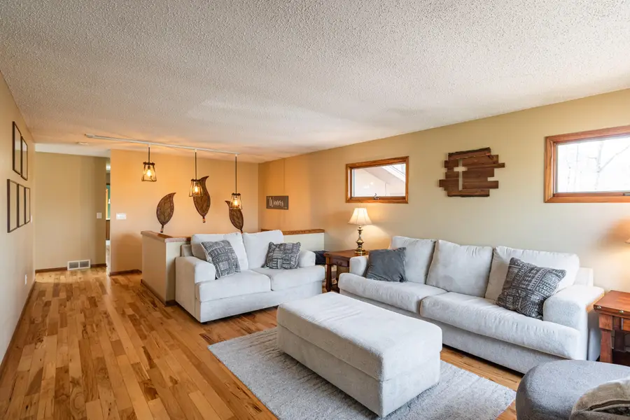 5752 Fox Chase Dr, Hokah, MN 55941 - #2