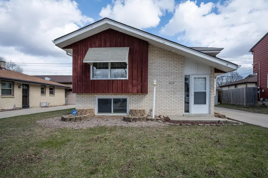 4954 N 85th St, Milwaukee, WI 53225 - #2