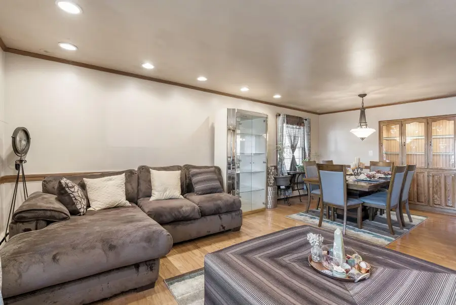 4132 Menomonee River Pkwy, Wauwatosa, WI 53222 - #3