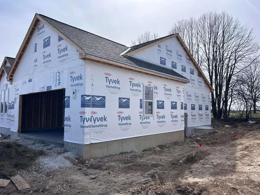 1121 Mt Vernon Dr, Hartford, WI 53027 - #2