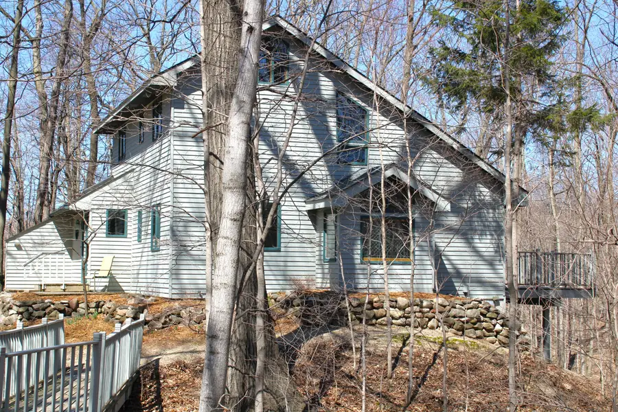 9561 Maple Tree Rd, Kewaskum, WI 53040 - #2