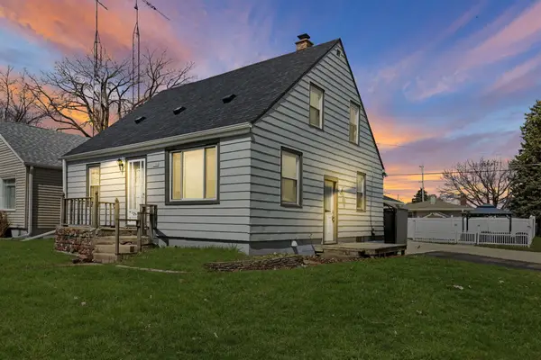 1706 Derby Ave, Mount Pleasant, WI 53403