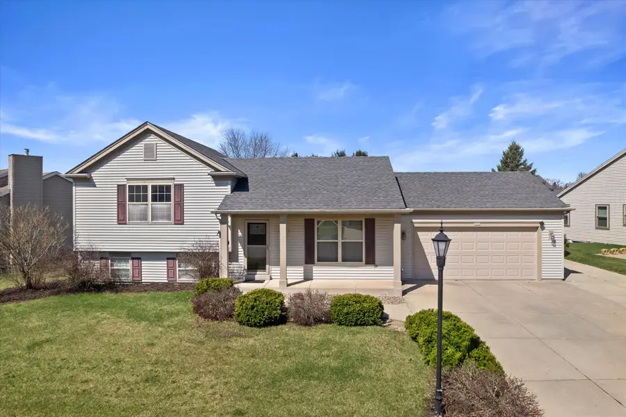 2521 Brittany Ln, East Troy, WI 53120 - #2
