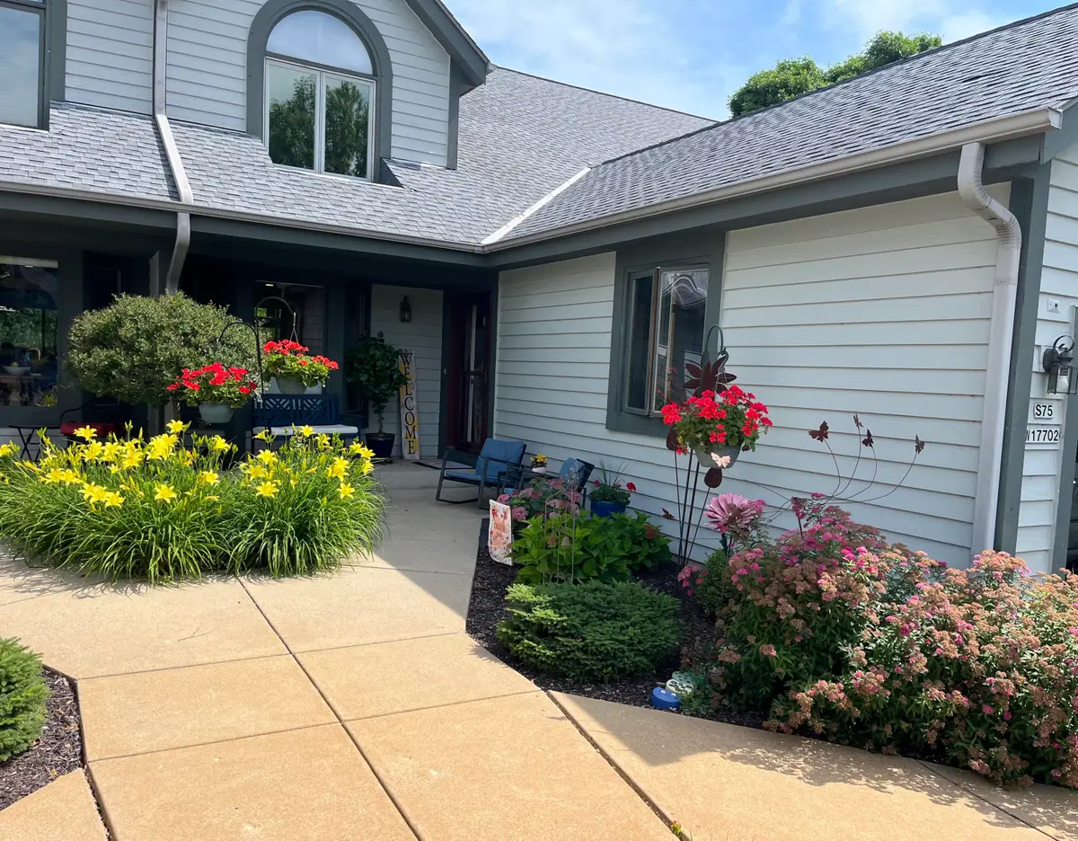 S75W17702 Harbor Cir, Muskego, WI 53150 - #1