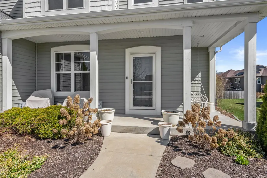 3552 Olde Howell Rd, Waukesha, WI 53188 - #3