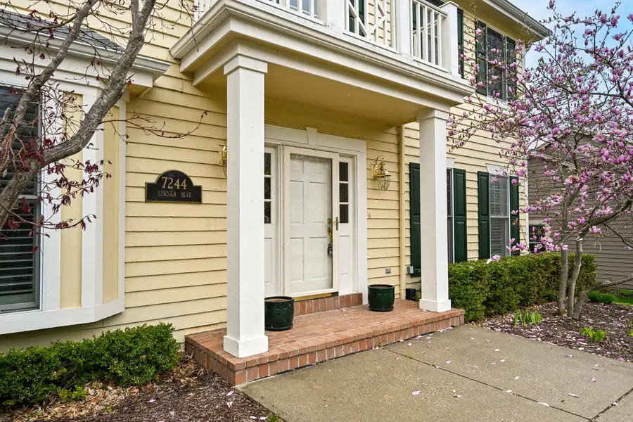 N31W7244 Lincoln Blvd, Cedarburg, WI 53012 - #2