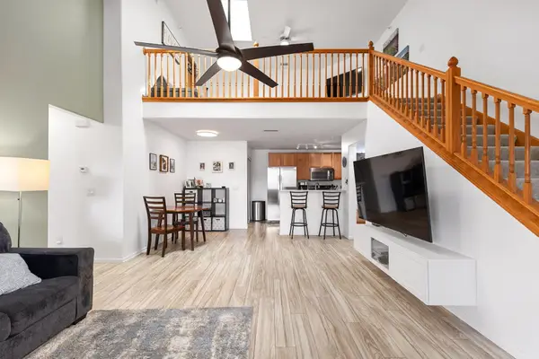 2933 W Drexel Ave, Franklin, WI 53132