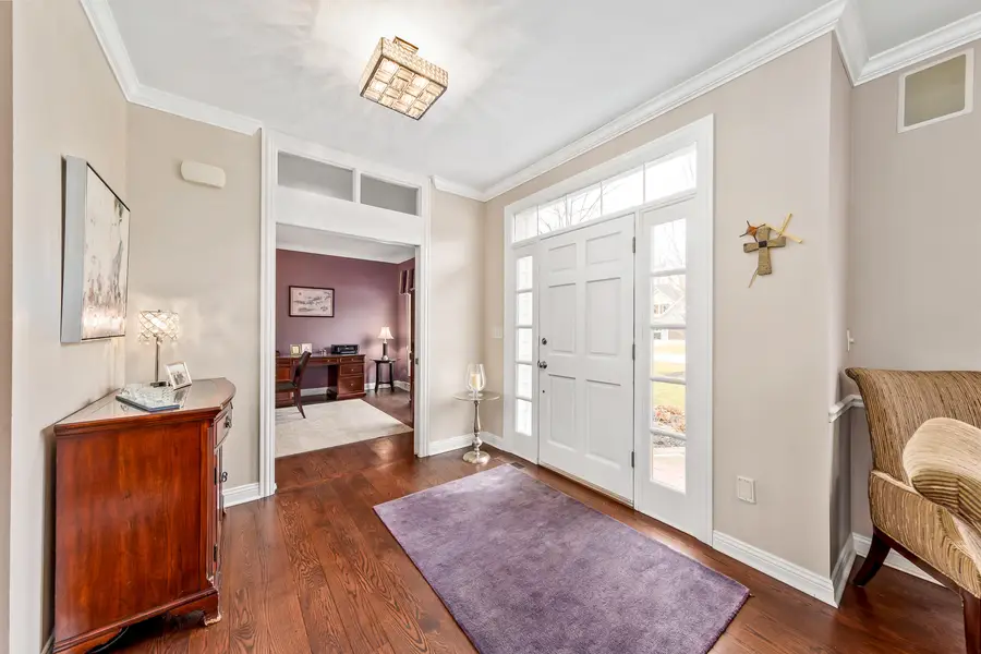 14445 W Meadowshire Dr, New Berlin, WI 53151 - #2