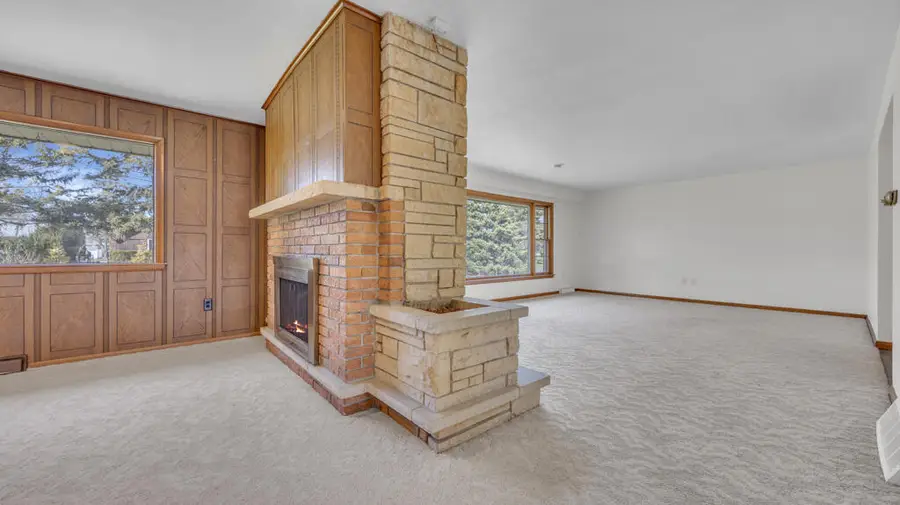 2420 Mayflower Ave, Sheboygan, WI 53083 - #3