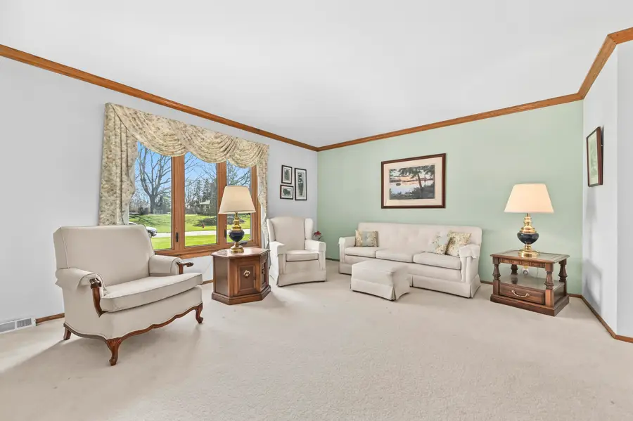 1155 Jewel St, Brookfield, WI 53005 - #3