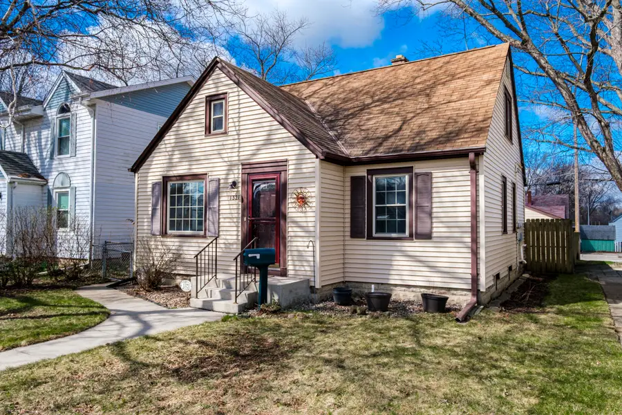 1321 S 115th St, West Allis, WI 53214 - #2