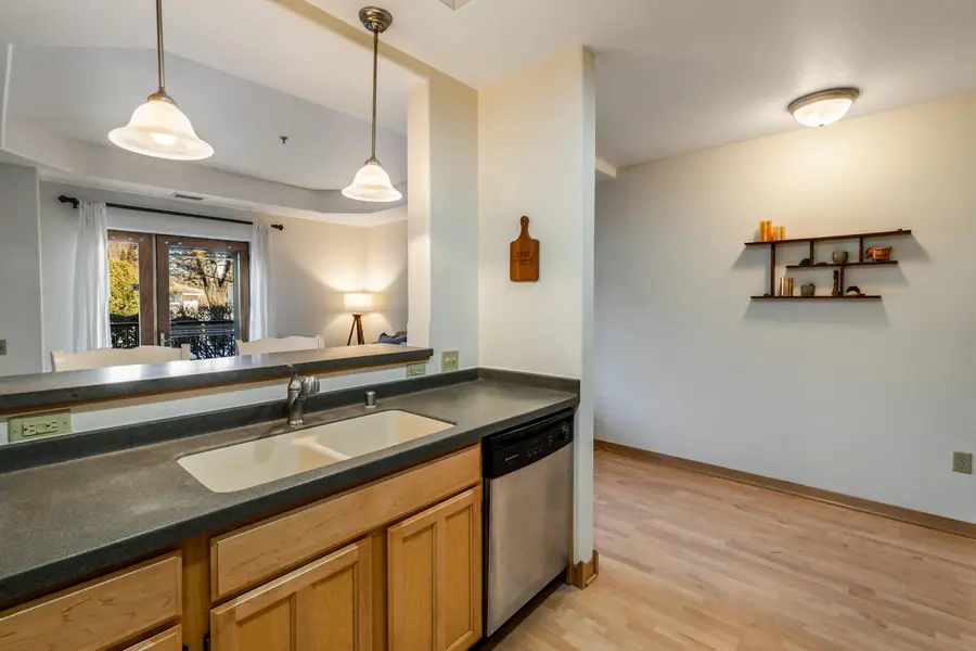 3710 N Oakland Ave, Shorewood, WI 53211 - #3