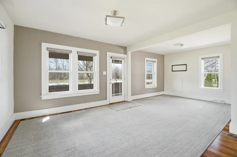 1881 W Main St, Little Chute, WI 54911 - #2