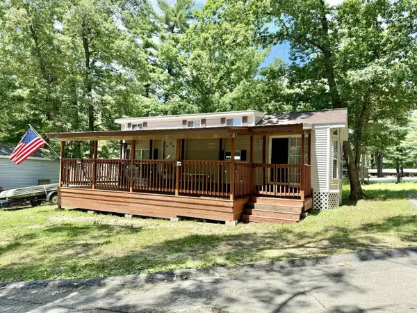 135 Cindy Ln, Warrens, WI 54666