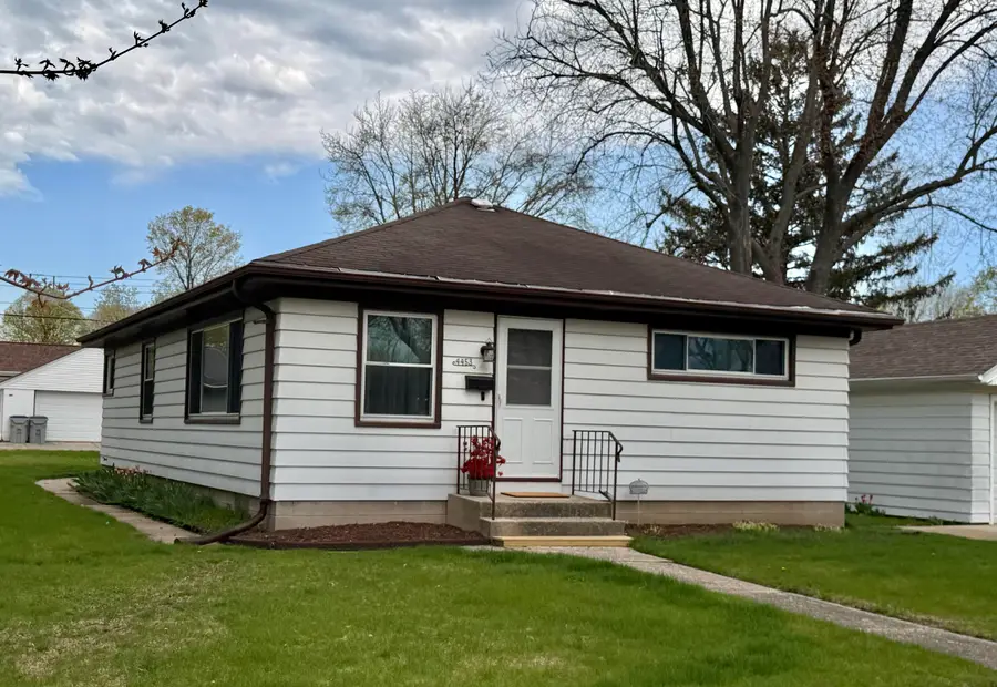 4453 N 69th St, Milwaukee, WI 53218 - #2