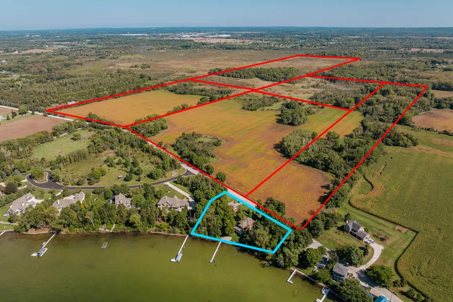 329 S Golden Lake Rd, Summit, WI 53066 - #2