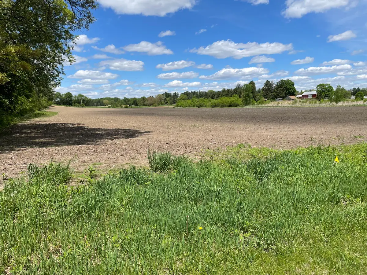 W5330 W Wenzel Ln, Jefferson, WI 53549 - #1