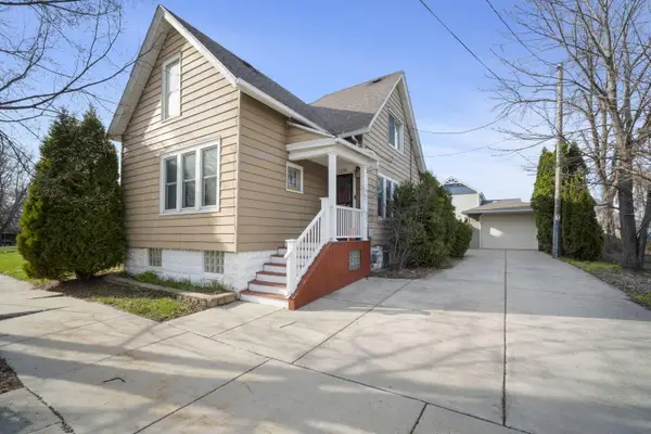 1338 W Brown St, Milwaukee, WI 53205