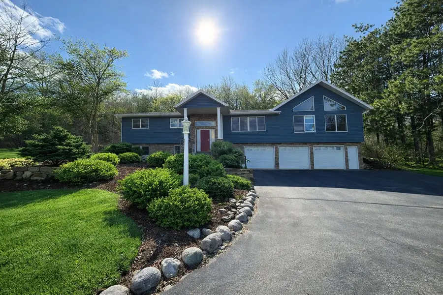 W4957 Wolf Ridge Ct, Medary, WI 54601 - #2