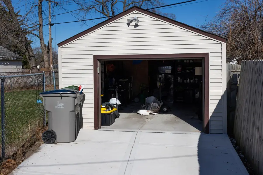 3418 S 63rd St, Milwaukee, WI 53219 - #3