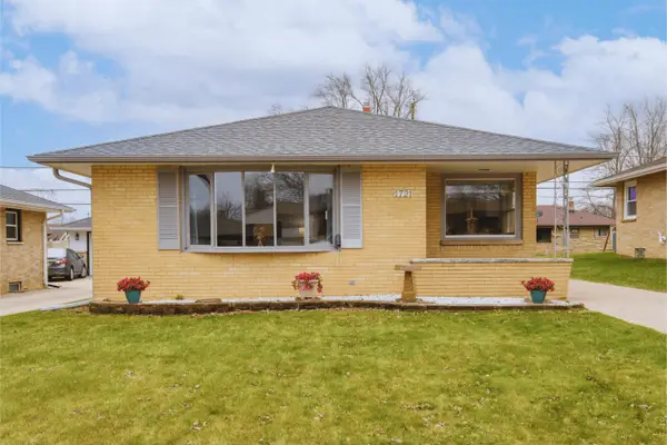 1721 Walnut St, South Milwaukee, WI 53172