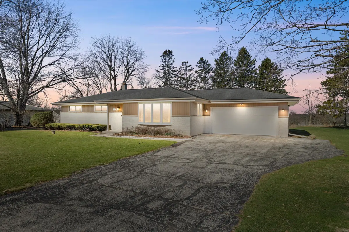 W287N6615 Hibritten Way, Merton, WI 53029 - #1