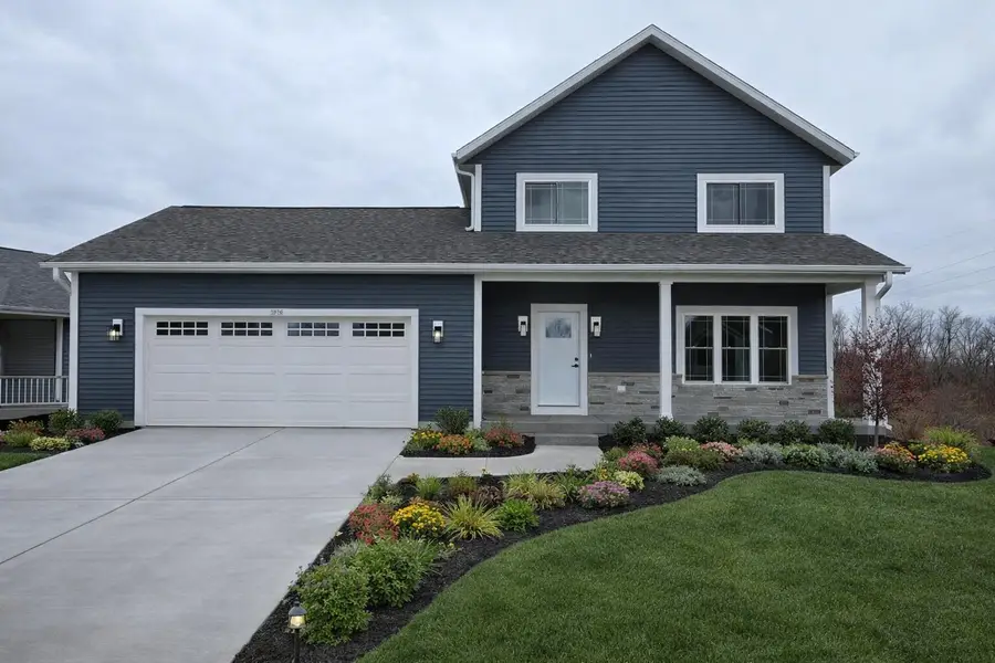 1876 Shyanne Ct, Hartford, WI 53027 - #2