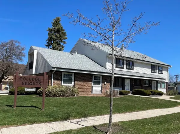 1906 W Salem St, Milwaukee, WI 53221