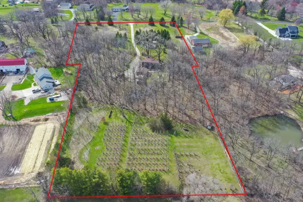 115 S Westwood Ave, Burlington, WI 53105