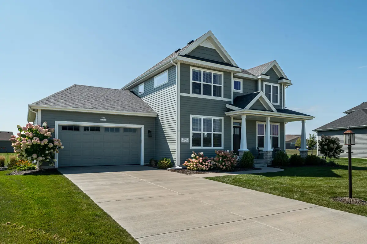 N61W21633 Legacy Trl, Menomonee Falls, WI 53051 - #1