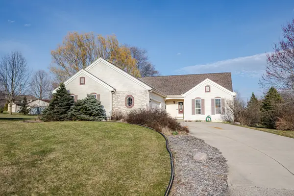 W220N7288 Coventry Meadows Ct, Lisbon, WI 53089