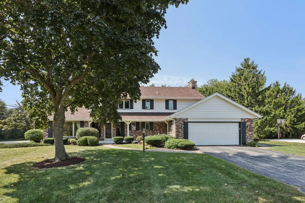 2 Redwood Ct, Wind Point, WI 53402 - #1