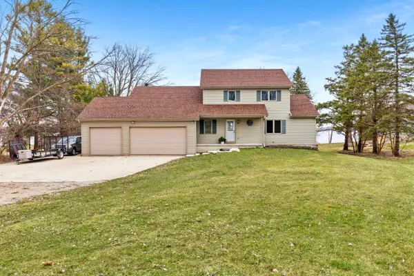 W4436 E Lakeview Rd, Hustisford, WI 53034