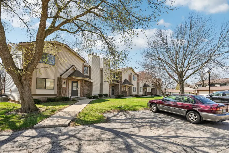 5726 Cambridge Ln, Mount Pleasant, WI 53406 - #2