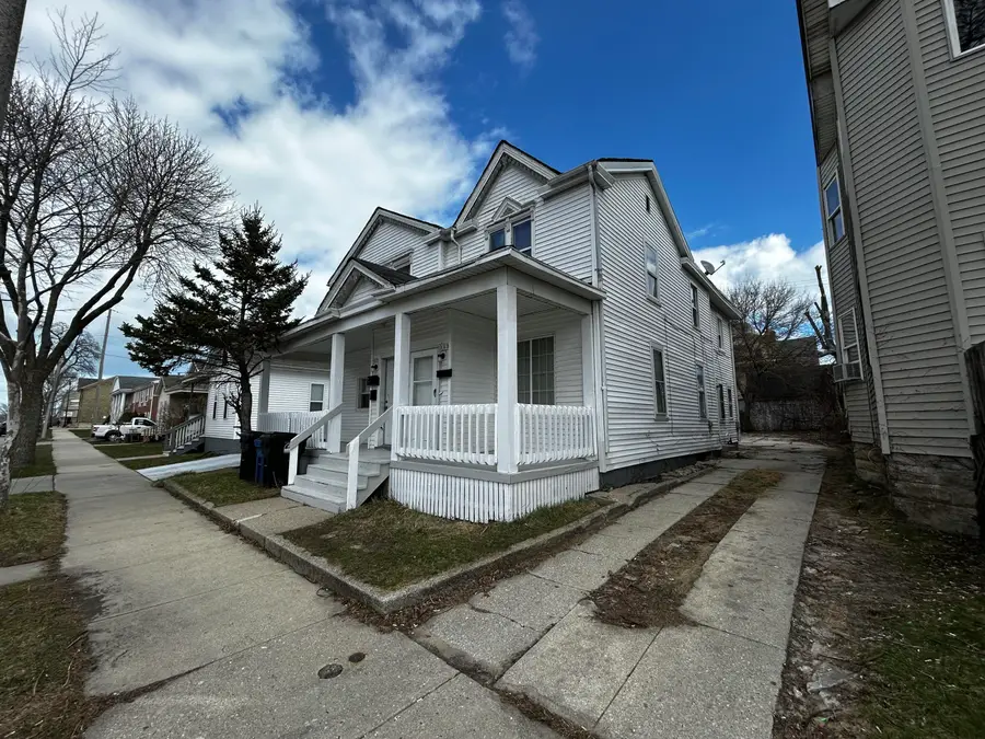 739 Villa St, Racine, WI 53403 - #2