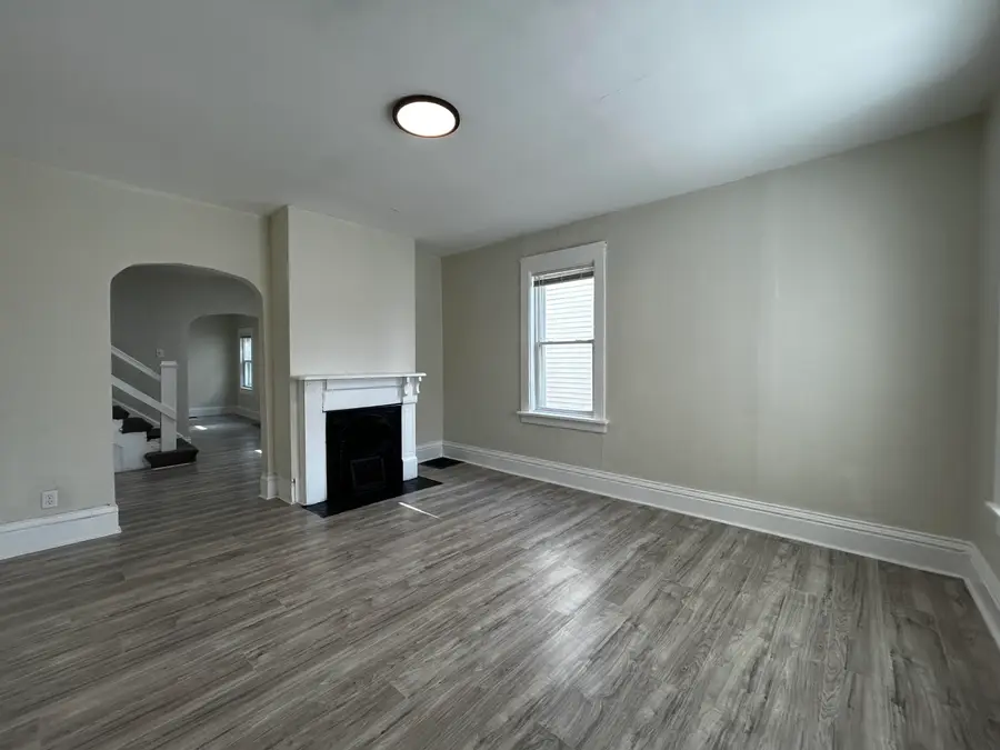 739 Villa St, Racine, WI 53403 - #3