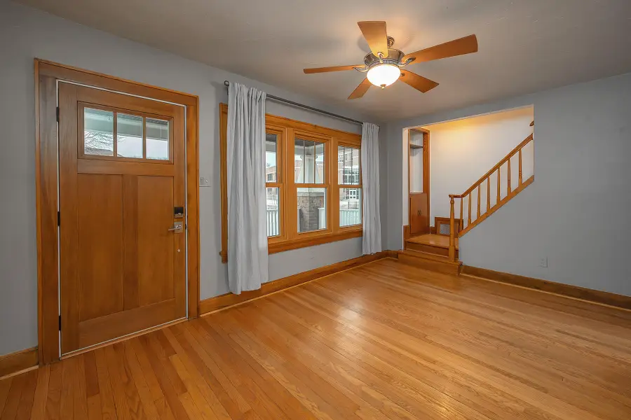 2323 E Falling Heath Pl, Milwaukee, WI 53207 - #3